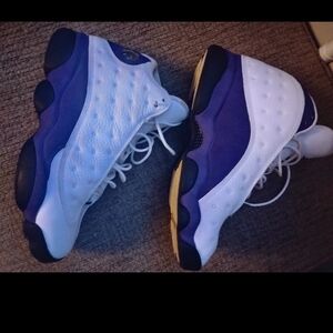 Jordan Athletic Shoes White and Purple